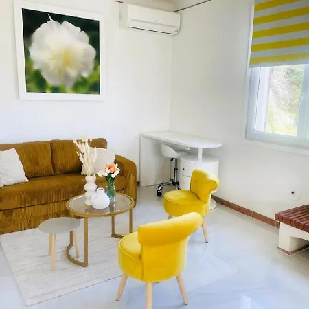 Villa Maison Indépendante 52 M2, Clim, Wifi Et Jardin La Londe-les-Maures